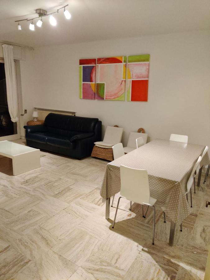 Appartamento Nelly - Per 4 Persone - Caray Park - Sale Marasino - Lago D'Iseo Мароне Екстериор снимка