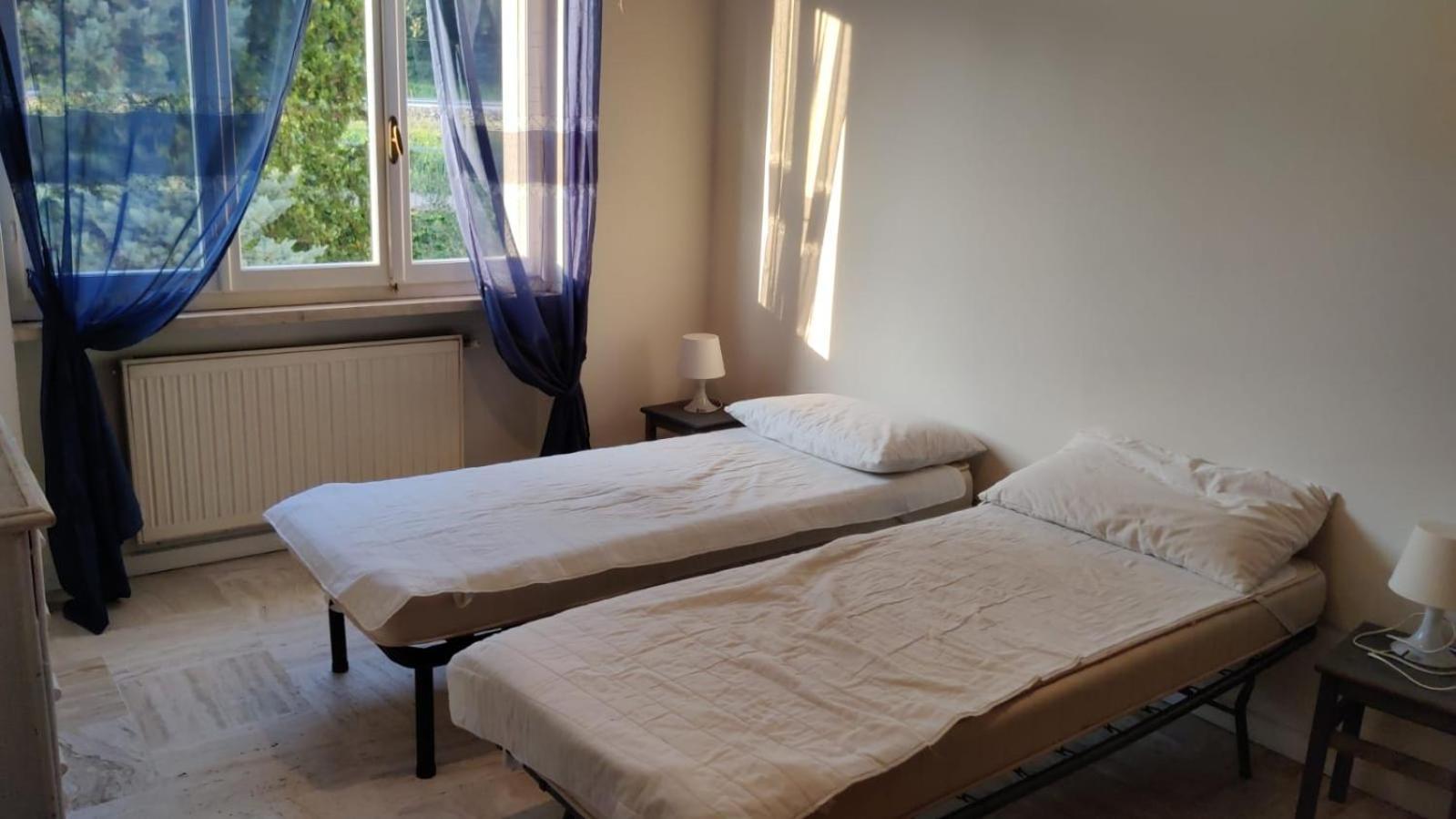 Appartamento Nelly - Per 4 Persone - Caray Park - Sale Marasino - Lago D'Iseo Мароне Екстериор снимка